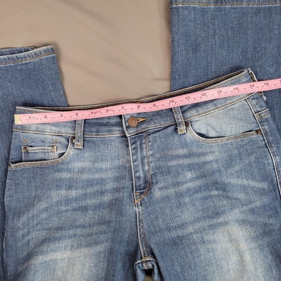 ESPRIT Medium Wash Bootcut Jeans - Picture 6 of 11